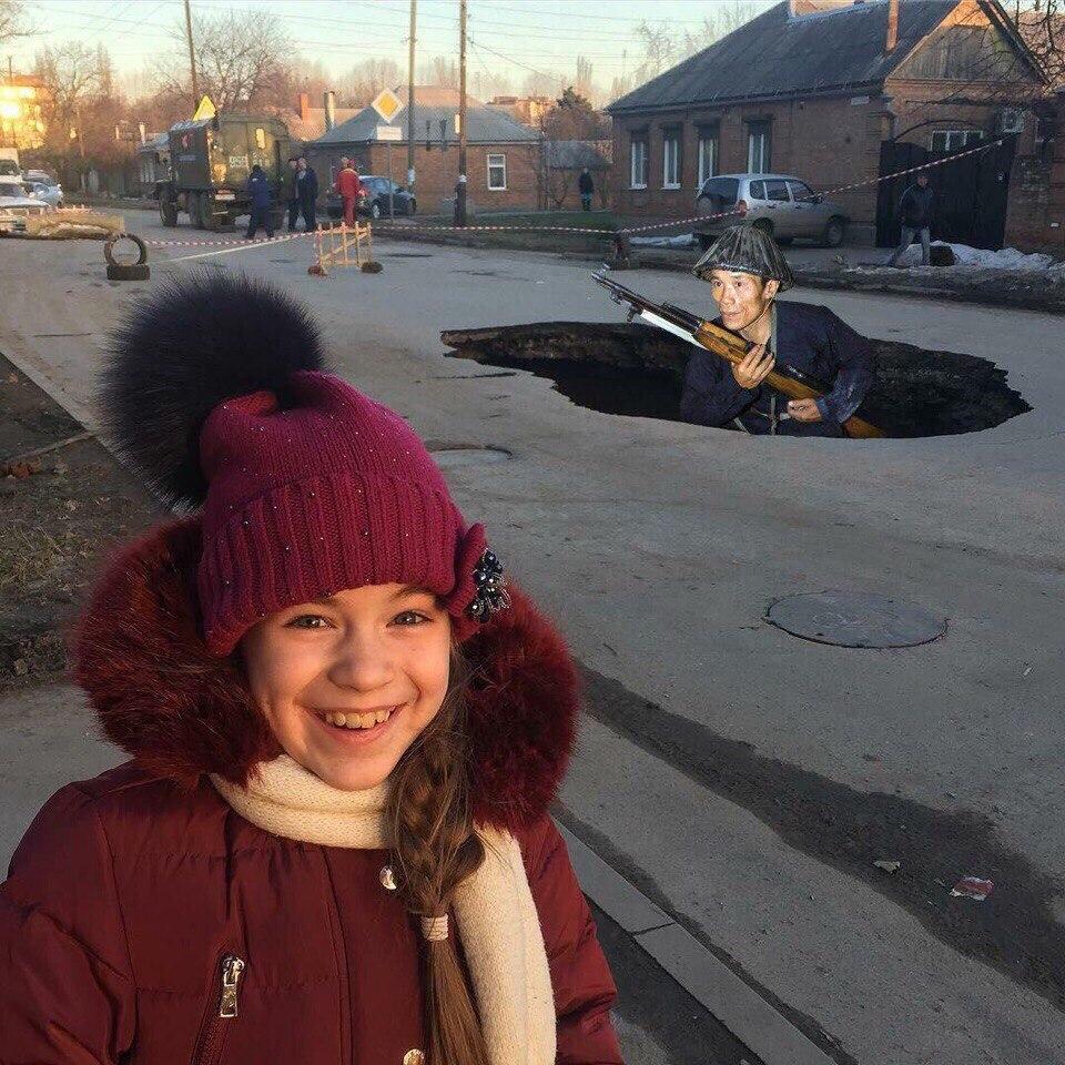 В Таганроге провалился асфальт, положив начало битвы комнатных фотошоперов